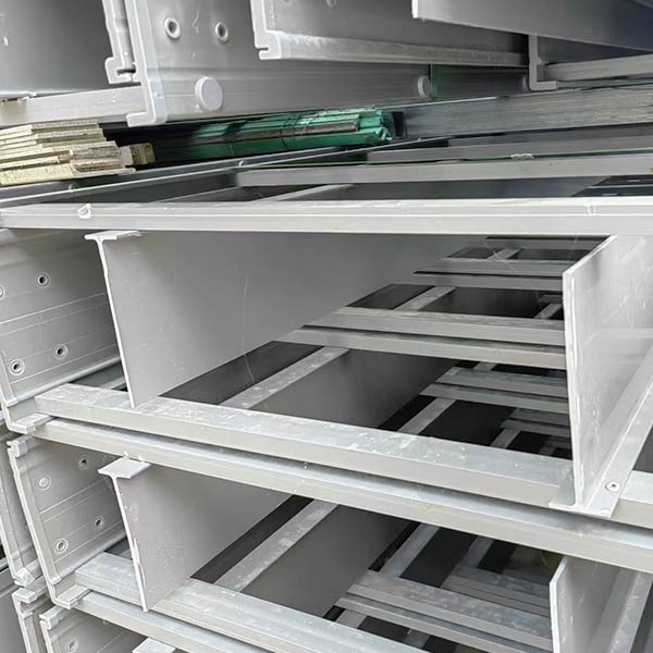 Stepped Polymer Plastic Cable Tray